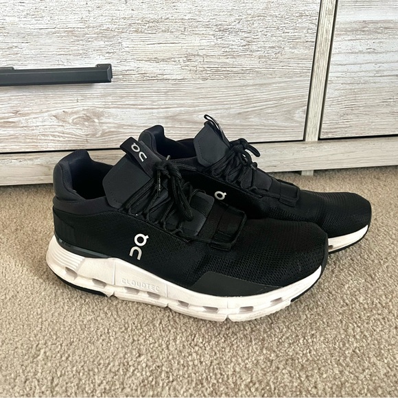 On Running Shoes - On Cloud Cloudnova Running Shoes Black Size 11 Womens
